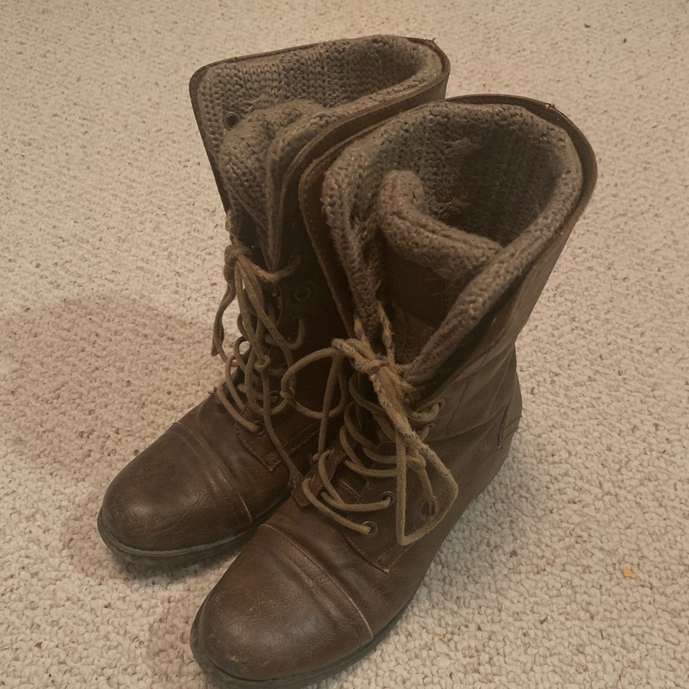 Brown padded combat boots